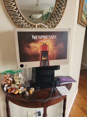 New Limousine Black Nespresso Essenza Plus D45 EU European Coffee Machine